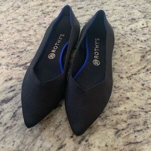 Rothy Point Size 12 Black- great condition